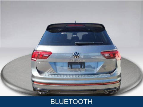 2024 Volkswagen Tiguan SE R-Line Black