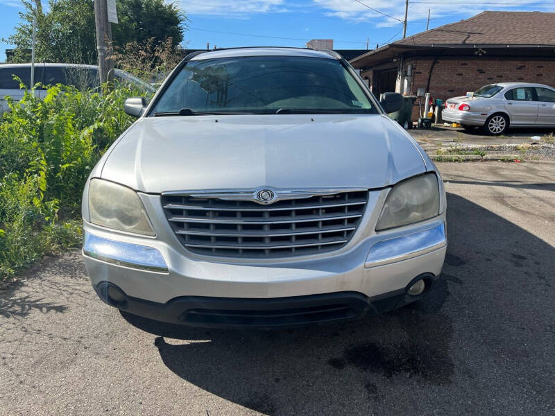 2005 Chrysler Pacifica for sale at ROADSTAR MOTORS in Liberty Township OH