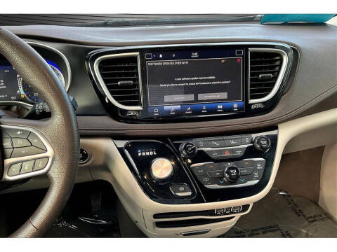 2021 Chrysler Pacifica Touring