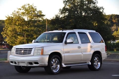 2004 Cadillac Escalade for sale at T CAR CARE INC in Philadelphia PA