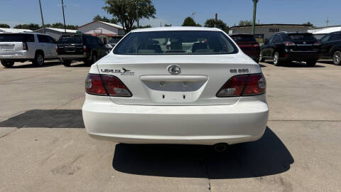 2004 Lexus ES 330