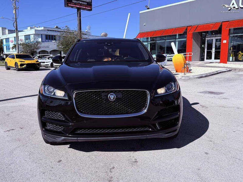 2019 Jaguar F-PACE 25t Premium
