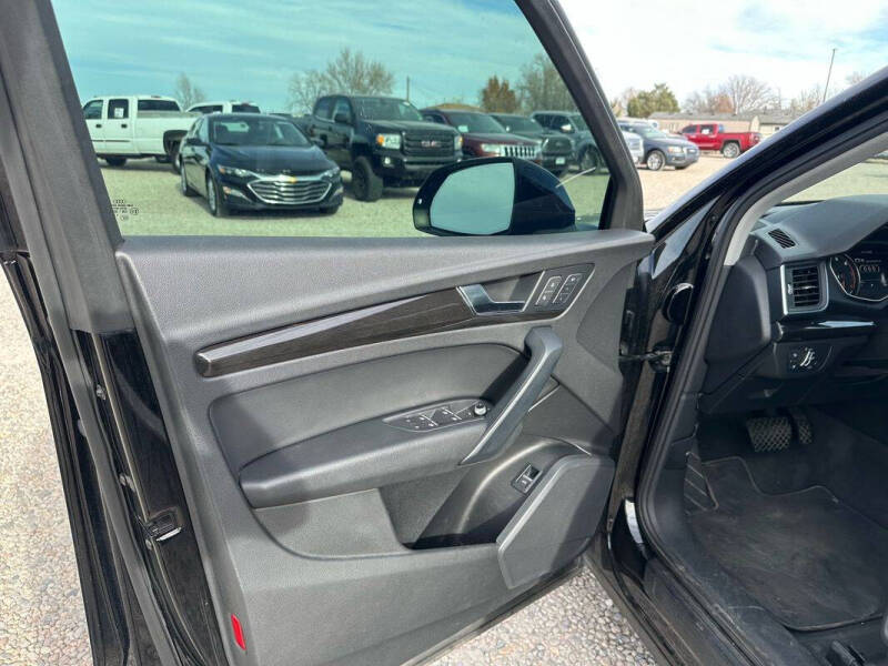 2019 Audi Q5 quattro Premium 45 TFSI