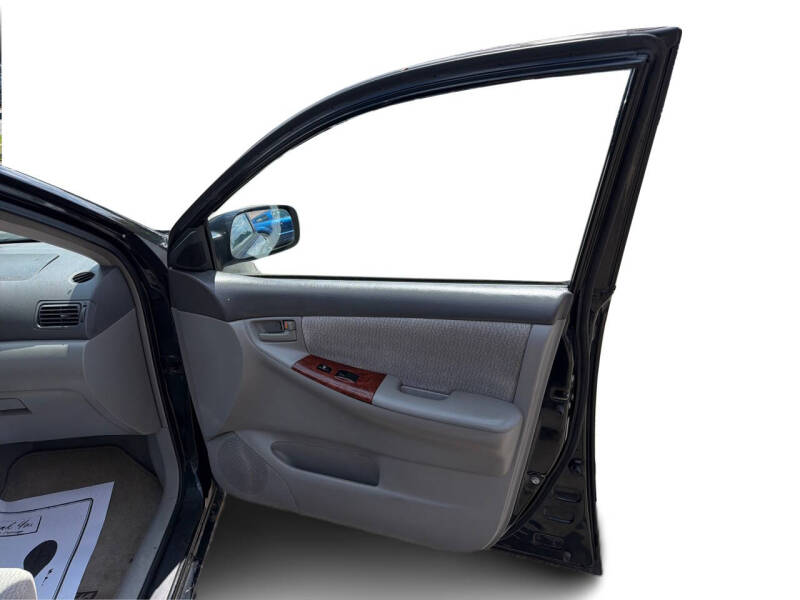 2004 Toyota Corolla