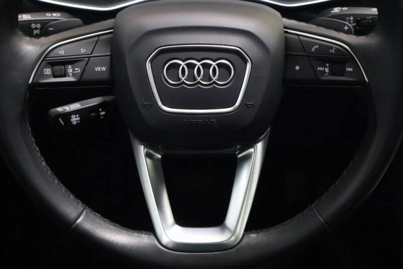 2023 Audi Q7 quattro Premium Plus 55 TFSI