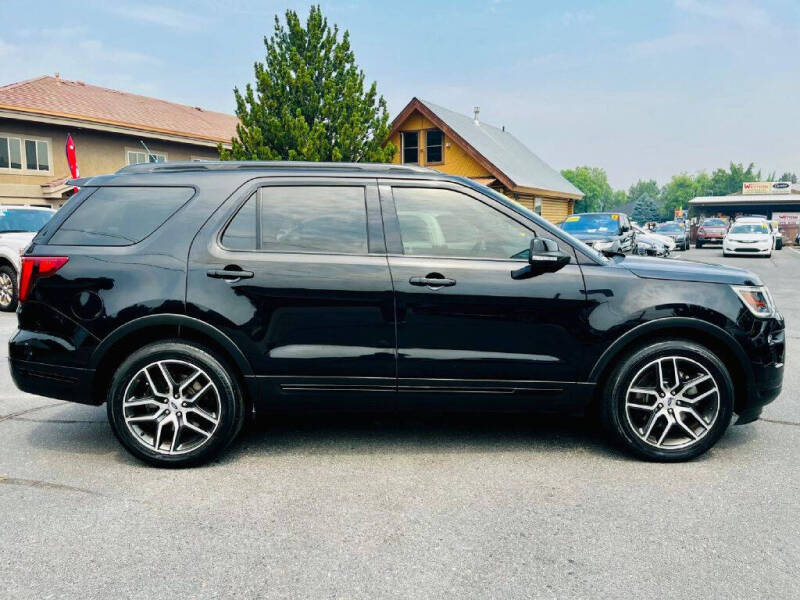 2019 Ford Explorer Sport