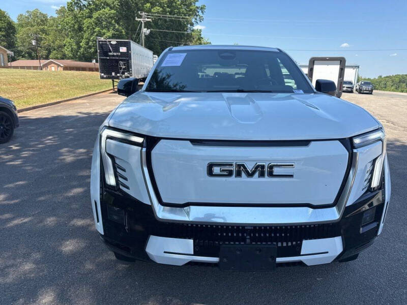 2025 GMC Sierra EV Denali