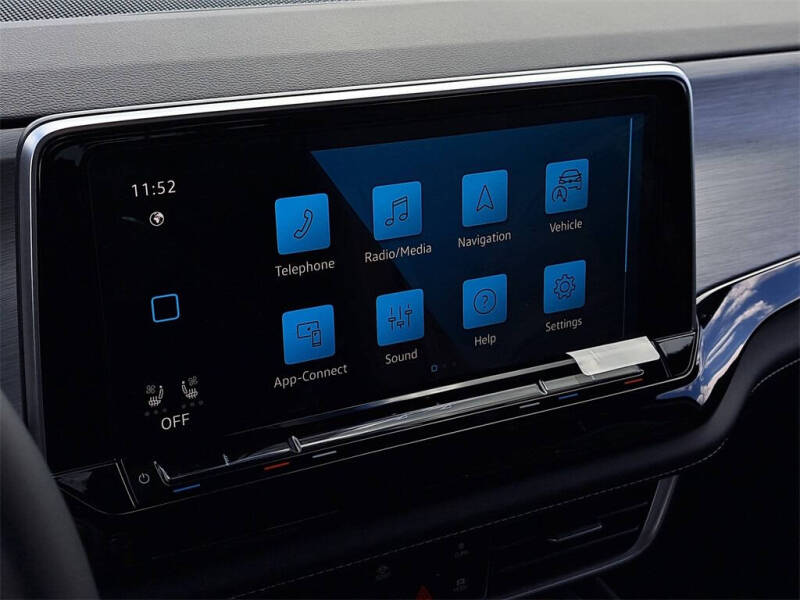 2026 Volkswagen Atlas Cross Sport SE