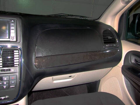 2011 Chrysler Town and Country Touring