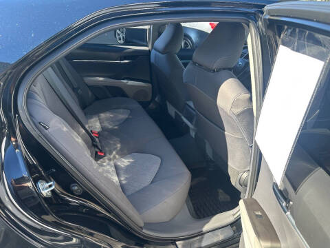 2022 Toyota Camry LE