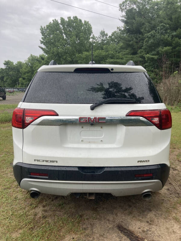 2017 GMC Acadia SLT-1