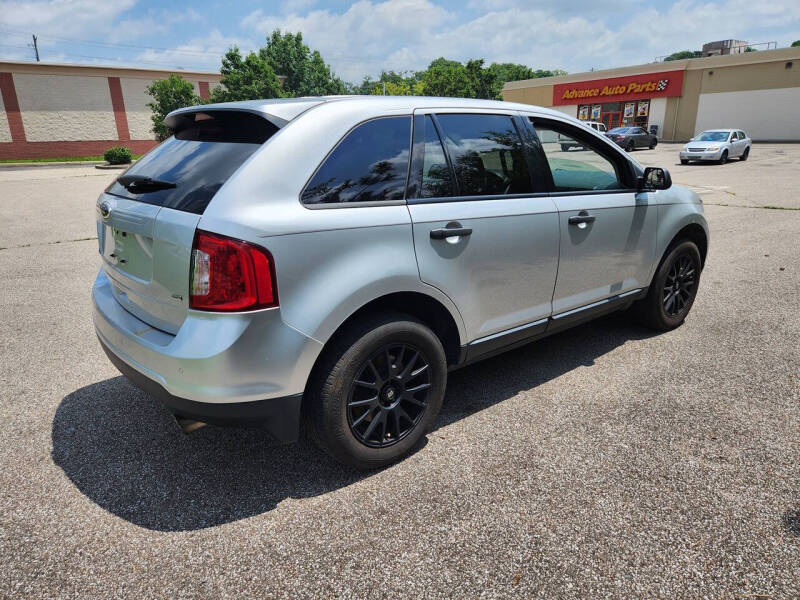 2013 Ford Edge SE