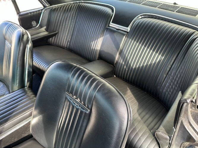 1964 Ford Thunderbird