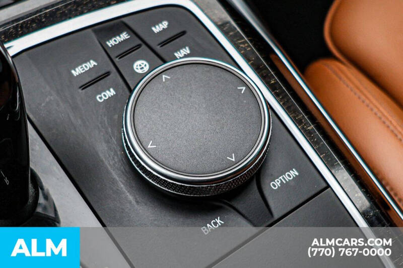 2022 BMW 3 Series 330e