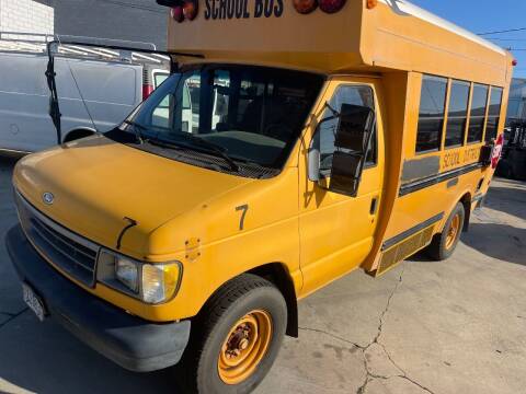 1995 Ford E-Series for sale at OCEAN IMPORTS in Midway City CA