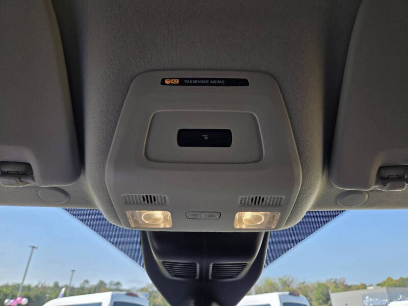 2025 Ford Transit 250