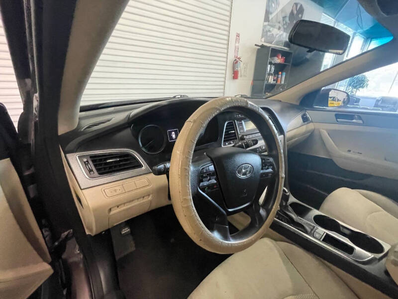 2015 Hyundai Sonata SE