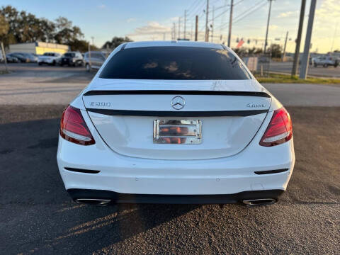 2017 Mercedes-Benz E-Class E 300 4MATIC