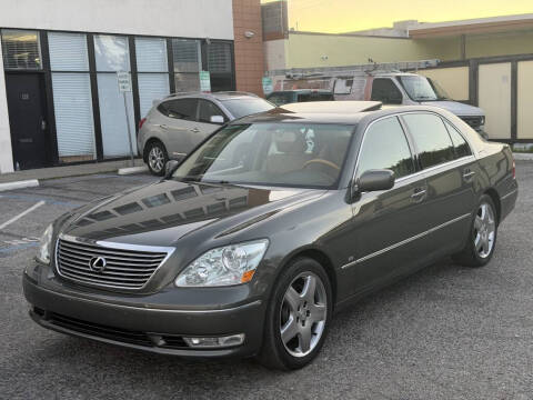 2004 Lexus LS 430
