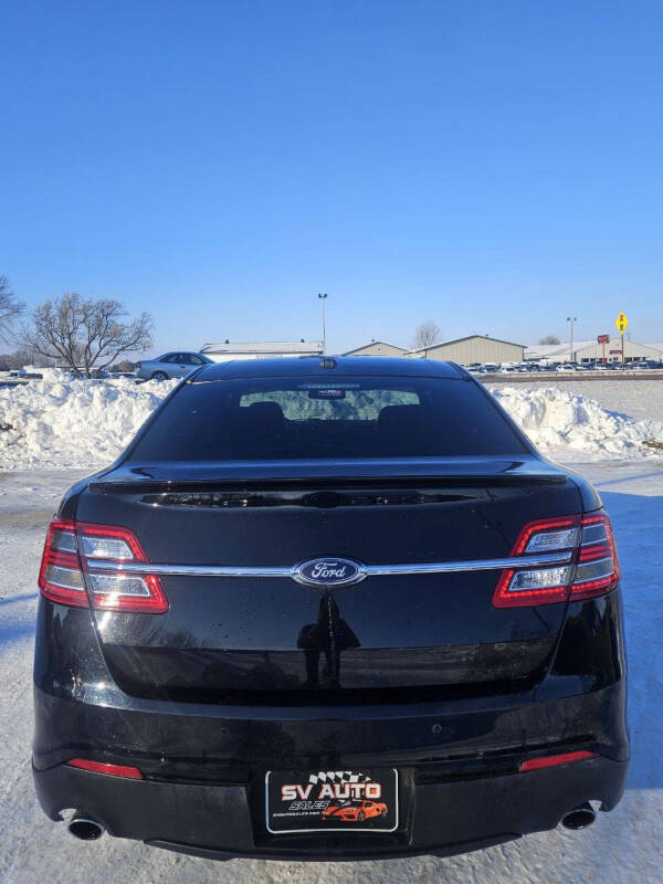 2018 Ford Taurus SEL