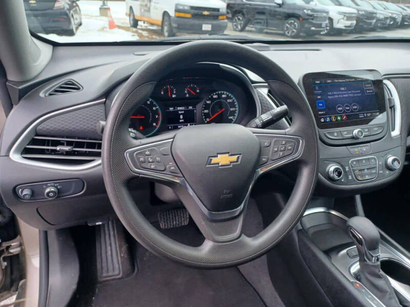 2024 Chevrolet Malibu LT