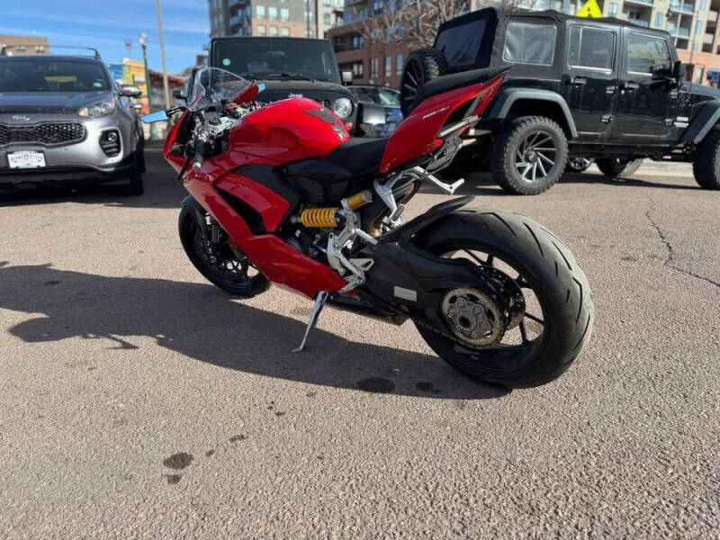 2022 Ducati Panigale