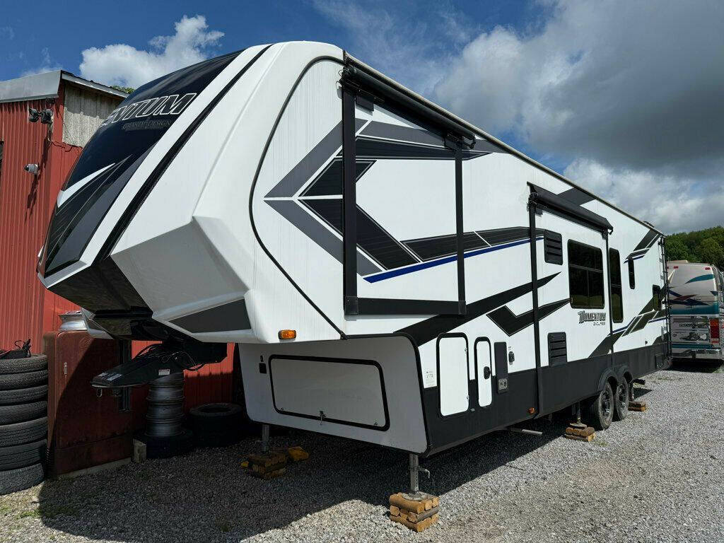 2020 Grand Design RV Momentum 2