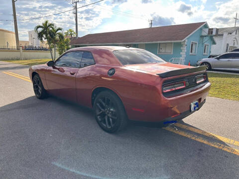 2020 Dodge Challenger SXT