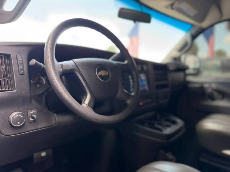2020 Chevrolet Express 2500