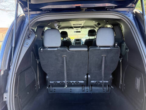 2014 Dodge Grand Caravan R/T