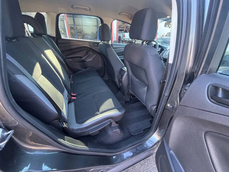 2015 Ford Escape S