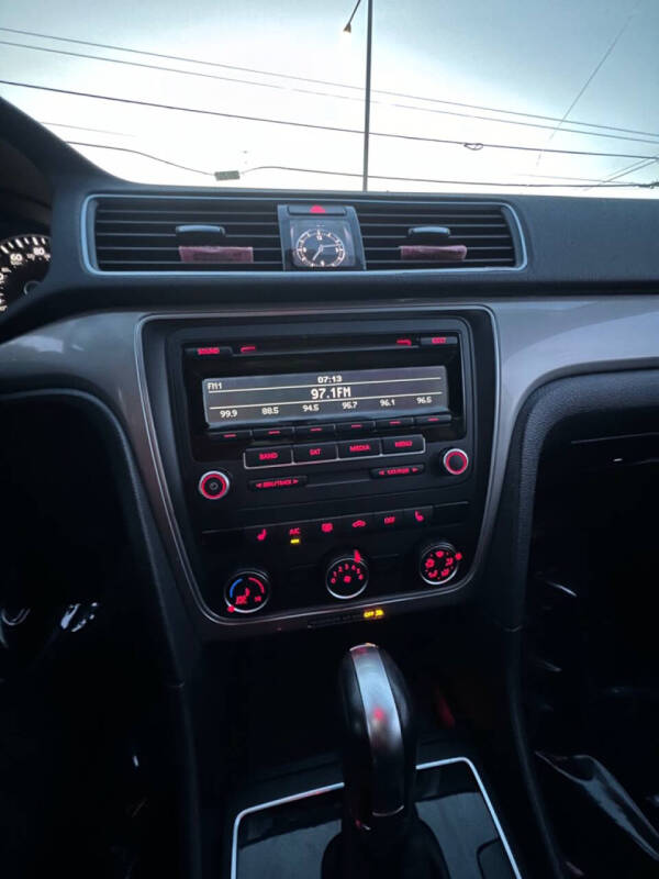 2015 Volkswagen Passat