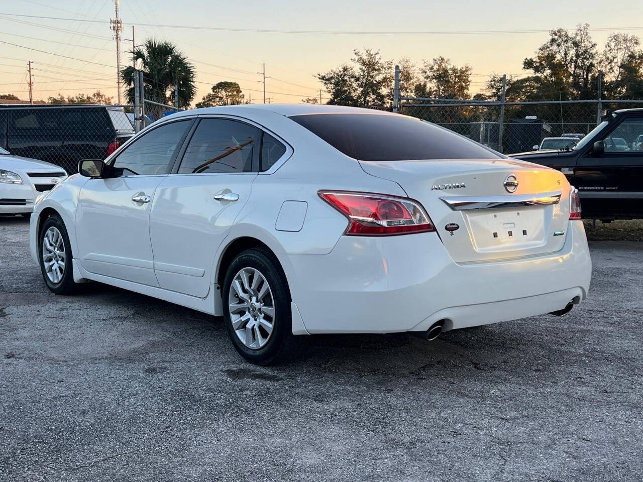 2013 Nissan Altima for sale at JOHNS AUTO SALES LLC in Apopka, FL