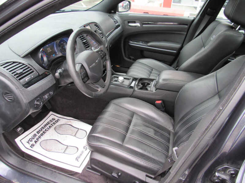 2018 Chrysler 300 S