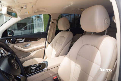 2019 Mercedes-Benz GLC GLC 300