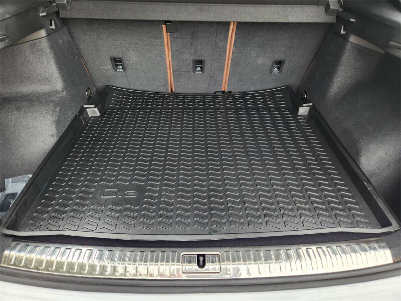 2022 Audi Q3 quattro S line Prem Plus 45 TFSI