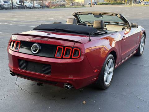 2013 Ford Mustang GT Premium