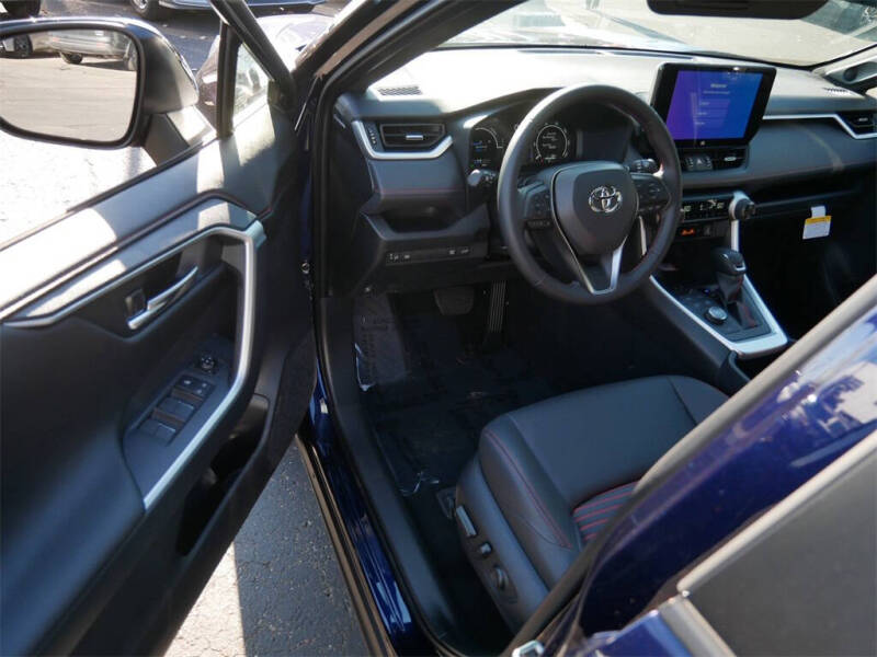 2025 Toyota RAV4 Plug-in Hybrid XSE