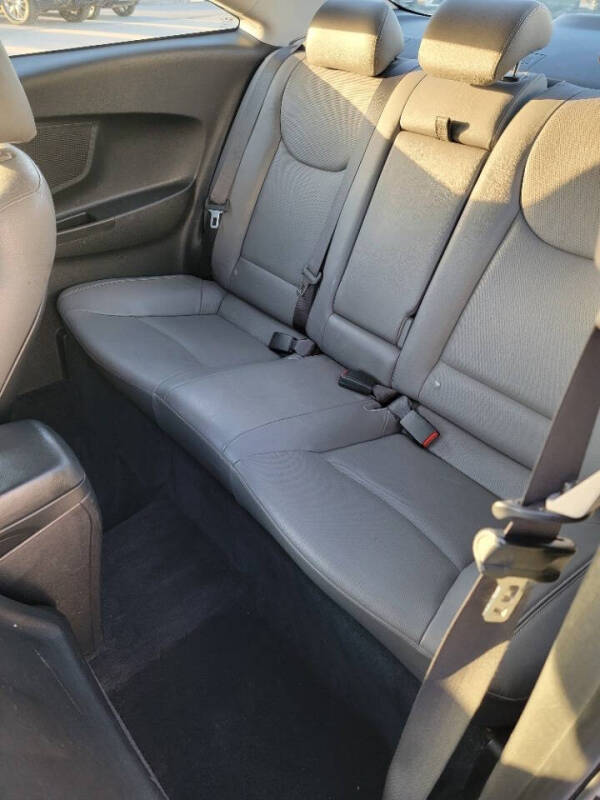 2013 Hyundai Elantra Coupe SE