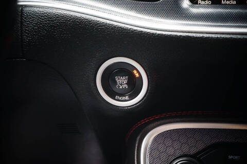 2015 Dodge Challenger R/T Plus
