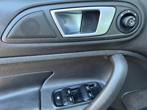 2014 Ford Fiesta Titanium