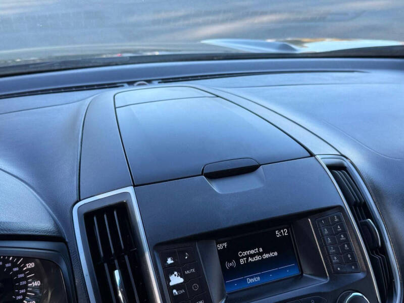 2017 Ford Edge SE