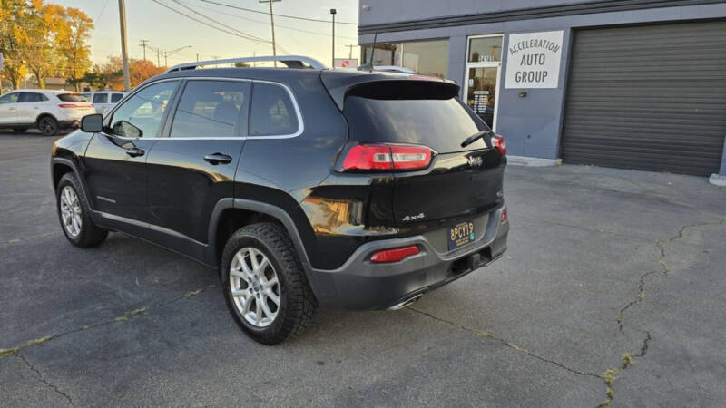 2017 Jeep Cherokee Latitude photo 5