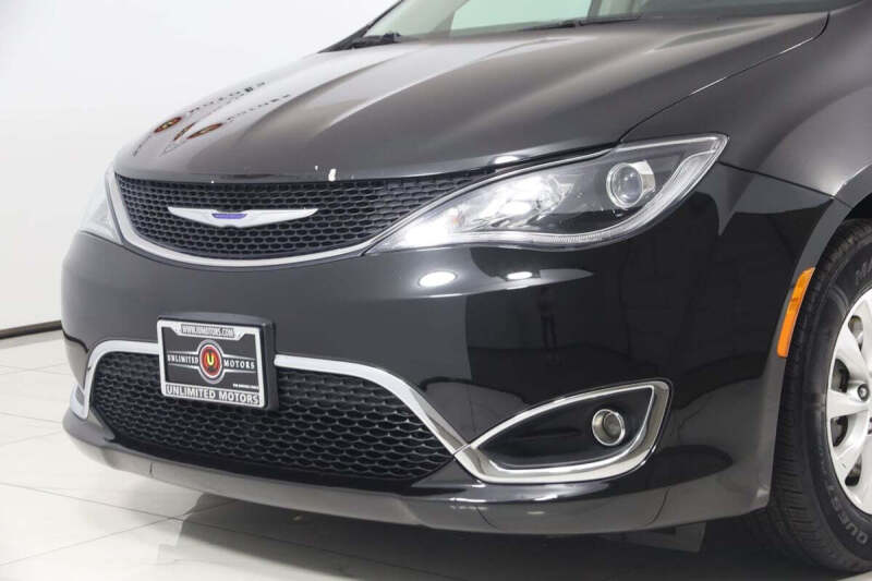 2018 Chrysler Pacifica Touring L