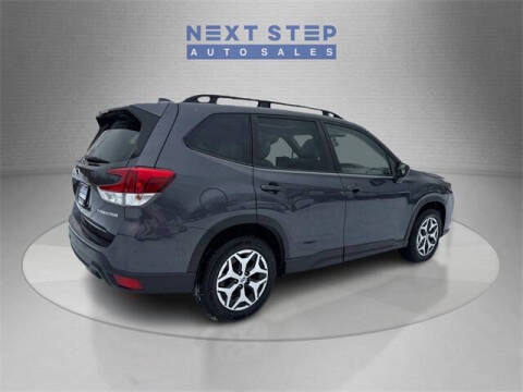 2022 Subaru Forester Premium