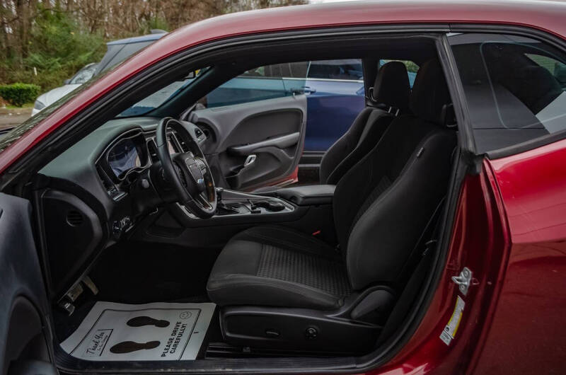 2019 Dodge Challenger SXT