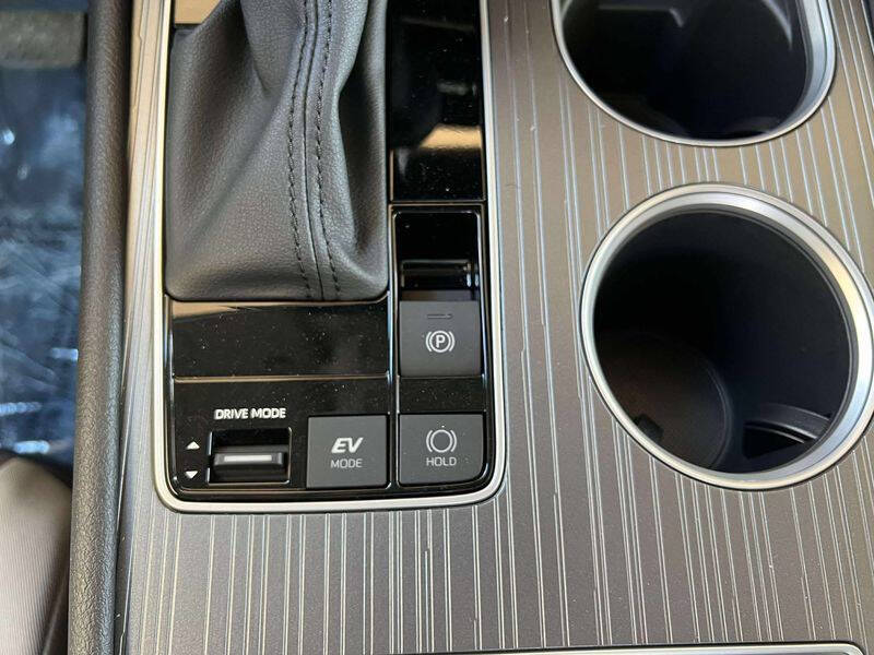 2025 Toyota Sienna LE 8-Passenger