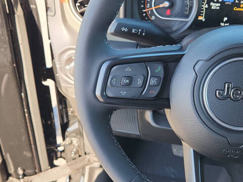 2025 Jeep Gladiator Mojave X