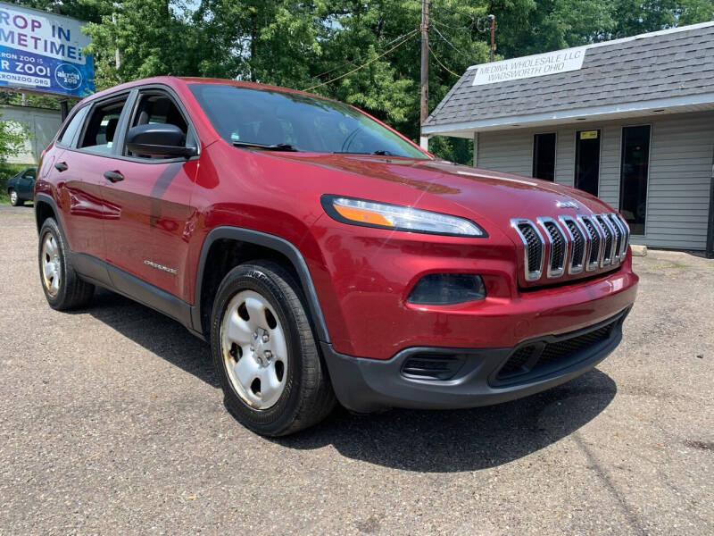 2014 Jeep Cherokee for sale at MEDINA WHOLESALE LLC in Wadsworth OH