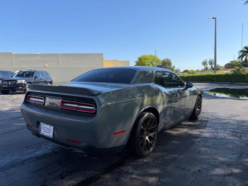 2017 Dodge Challenger R/T